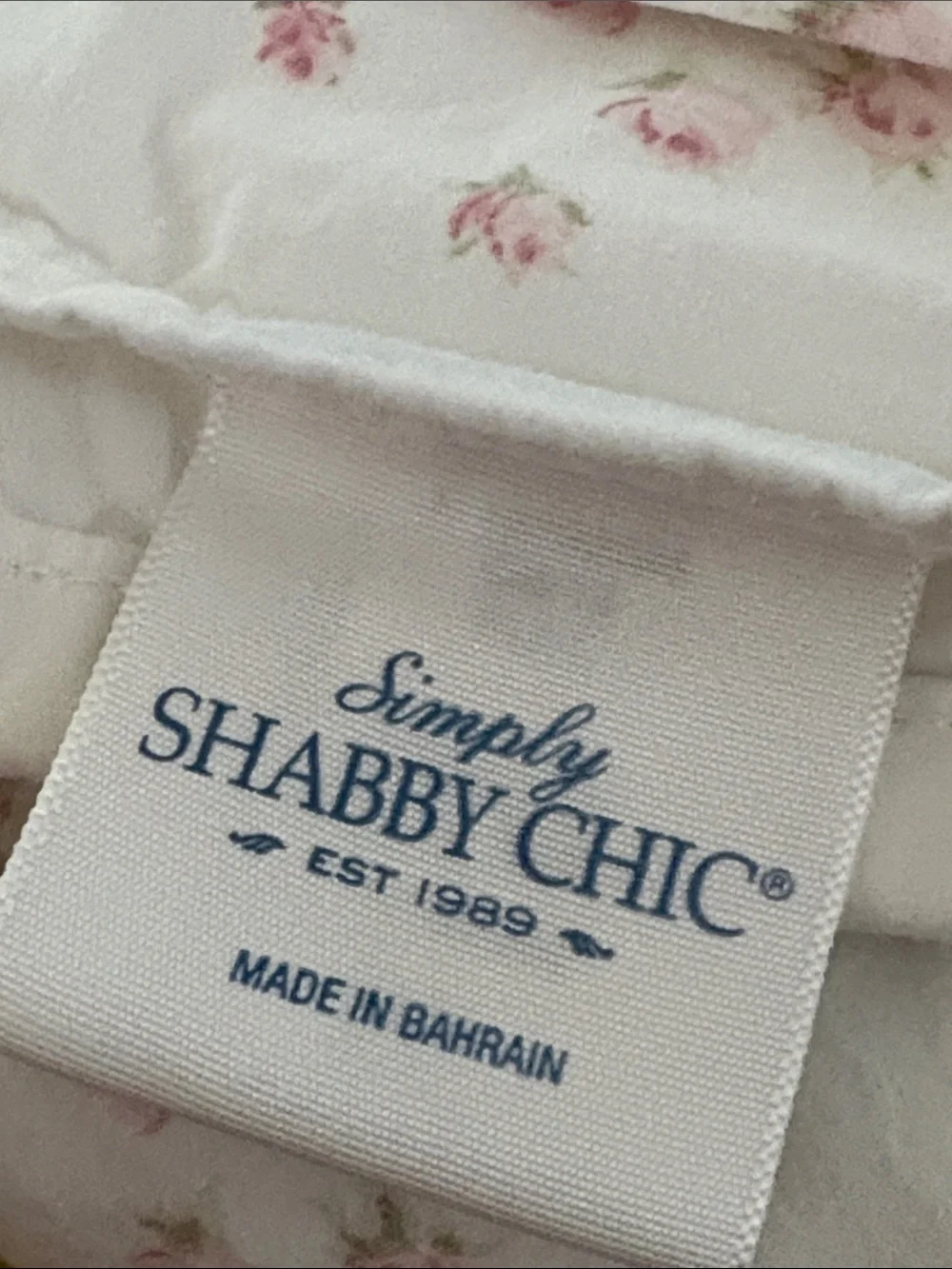 🍓 SIMPLY SHABBY CHIC SPRINKLES rose bud Queen flat sheet
